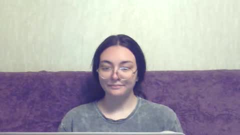 missis mona online show from June 2026 12:15:02 AM