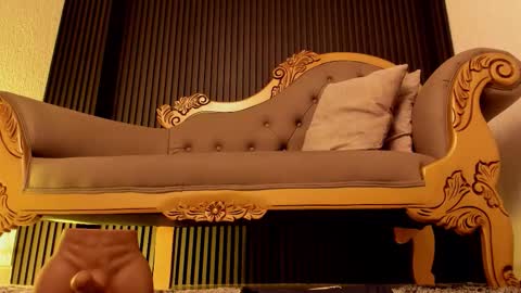 misskathyfox online show from September 2025 08:33:01 PM