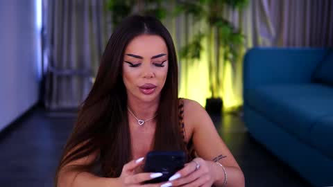 misskiarra online show from March 2025 05:17:02 AM