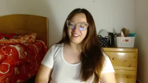 eva   online show from March 2025 02:20:01 AM