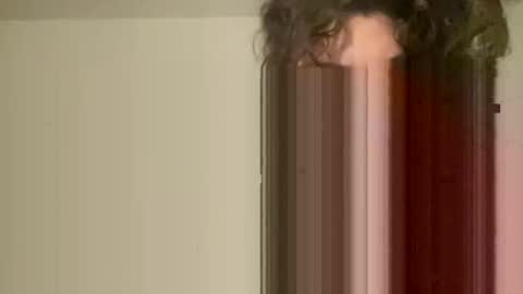 misslia101 online show from October 2025 03:40:01 AM