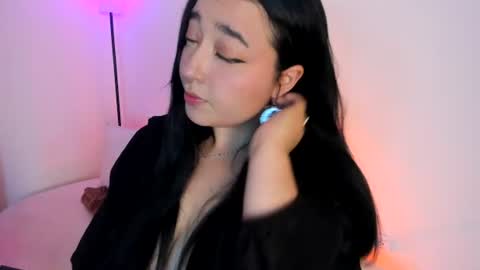 Snapshot of missloise chatting on July 2026 03:37:02 AM Miss Loise online show from July 2026 03:37:02 AM