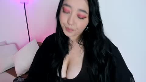 Snapshot of missloise chatting on July 2026 03:38:01 AM Miss Loise online show from July 2026 03:38:01 AM