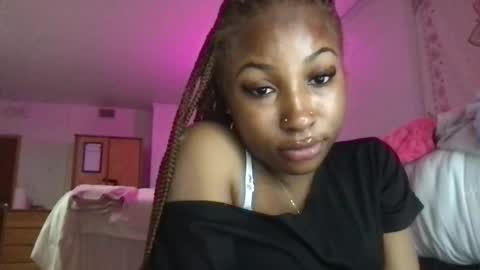 missmarimac online show from January 2026 03:33:01 AM