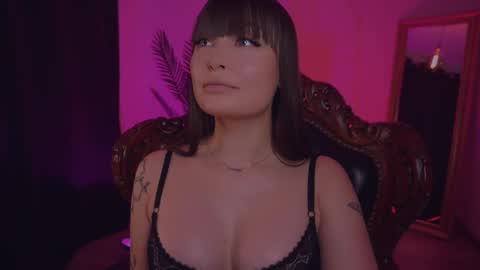 LUXXANDRA online show from March 2025 09:29:01 AM