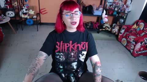 Miss Mia online show from April 2026 07:52:02 PM