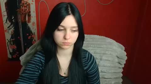 Mia online show from March 2026 12:22:01 PM