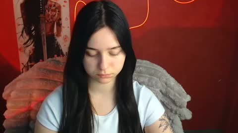 Mia online show from April 2026 11:46:02 AM