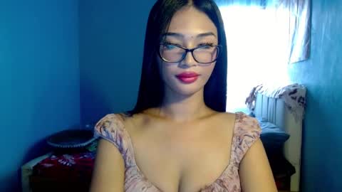 missminervaa online show from August 2026 05:43:02 AM