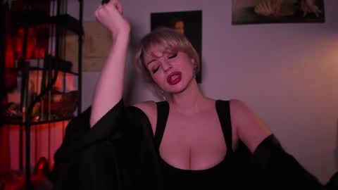   online show from February 2025 08:57:02 AM