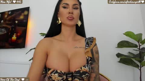 Snapshot of misspinkroom chatting on September 2025 07:41:02 PM Renata online show from September 2025 07:41:02 PM