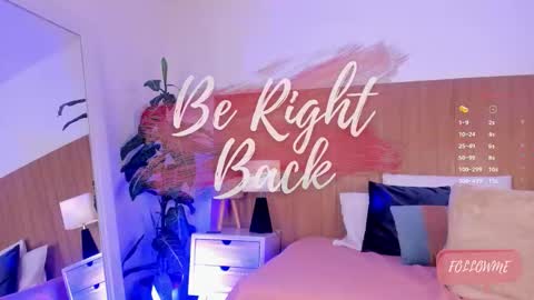 Emma Prada online show from September 2025 11:43:01 AM