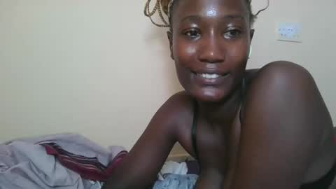 pretty gal online show from March 2025 01:30:02 PM