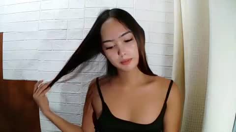 missrianmwua online show from July 2026 07:26:01 AM