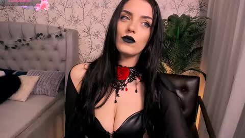 Snapshot of missrosse_ chatting on October 2025 08:29:02 PM Emily online show from October 2025 08:29:02 PM