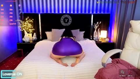 missrossi online show from December 2025 01:59:02 PM