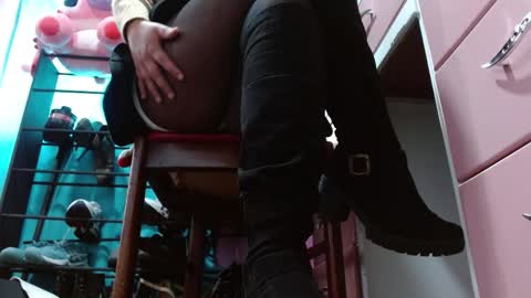 TELL ME MISS online show from March 2026 04:02:02 PM