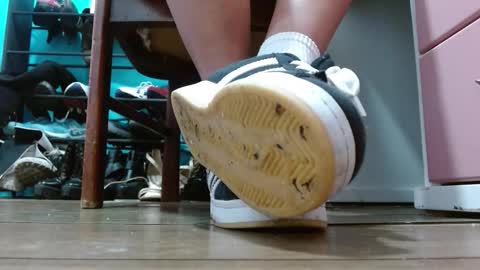 TELL ME MISS online show from March 2026 04:13:02 PM