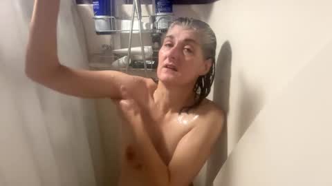 Miss Spooky Silverstacker online show from January 2025 11:48:01 AM