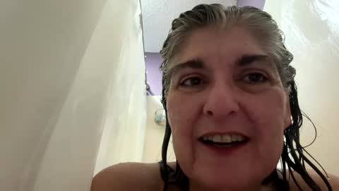 Miss Spooky Silverstacker online show from January 2025 12:02:02 PM