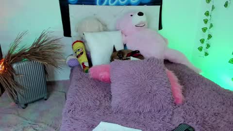  Natalie Texass indepedent model online show from December 2024 04:50:02 AM