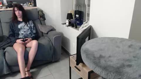 missthon online show from December 2025 12:54:01 PM