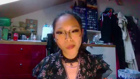 Miss Versatile online show from May 2026 05:10:02 PM