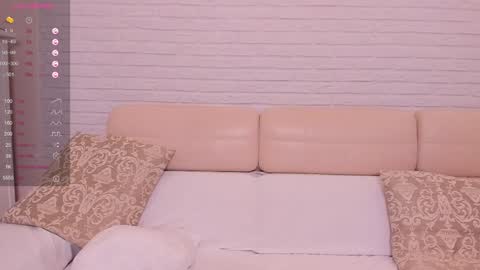 Snapshot of missxcaprice chatting on January 2025 09:23:01 AM missxcaprice online show from January 2025 09:23:01 AM