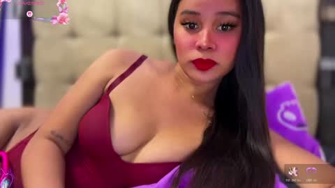 Snapshot of missxthalia697 chatting on June 2026 03:51:01 PM Miss. Thalia online show from June 2026 03:51:01 PM