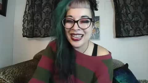 Missy Dee online show from October 2025 07:41:01 AM