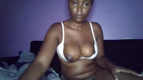 missy_vee online show from February 2026 01:07:01 PM