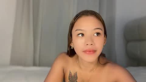 Snapshot of missyheart chatting on April 2026 07:03:02 AM heart online show from April 2026 07:03:02 AM