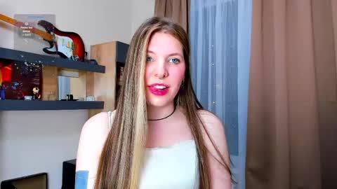 Anya online show from April 2026 07:07:02 PM