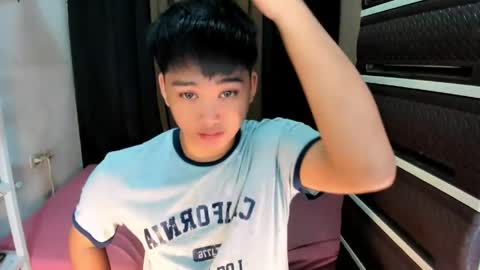 SAINT SACHI  will make your day  online show from April 2026 12:54:01 PM