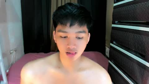 SAINT SACHI  will make your day  online show from April 2026 07:58:02 PM