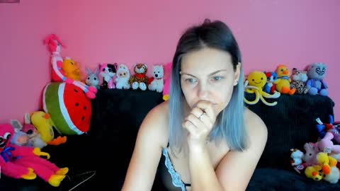 Snapshot of misterious_nightgirl chatting on February 2026 03:24:01 AM Iulia online show from February 2026 03:24:01 AM
