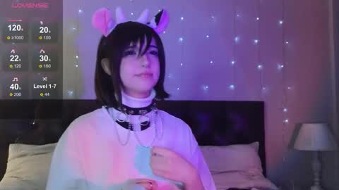 mistikcat online show from January 2026 03:27:01 PM