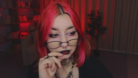 Snapshot of mistress__marcelline chatting on July 2026 01:52:02 AM Marcelline online show from July 2026 01:52:02 AM