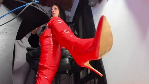 Snapshot of mistressanna_ chatting on July 2026 01:22:01 AM Mistress Anna Alves online show from July 2026 01:22:01 AM