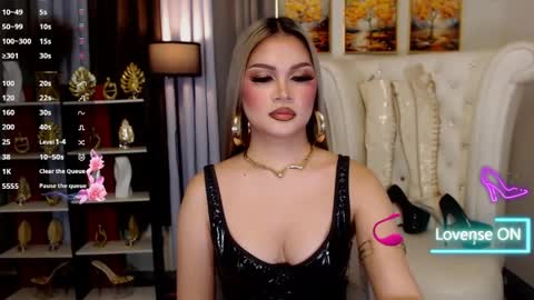Snapshot of mistressathenna chatting on May 2026 10:17:02 PM mistressathenna online show from May 2026 10:17:02 PM