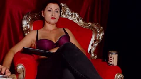 Mistress Fabiola   online show from September 2025 06:42:01 PM
