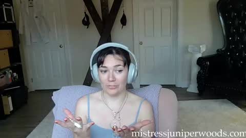 Mistress June online show from November 2025 05:34:02 PM