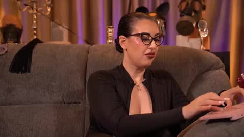 Mistress Kelly online show from December 2025 12:06:01 AM