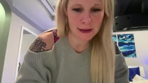 Snapshot of mistresskorabell chatting on February 2025 02:58:02 AM Mistress Kora Bell online show from February 2025 02:58:02 AM