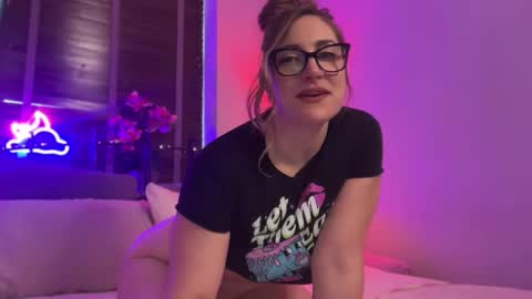 Miss X online show from November 2025 05:12:02 PM