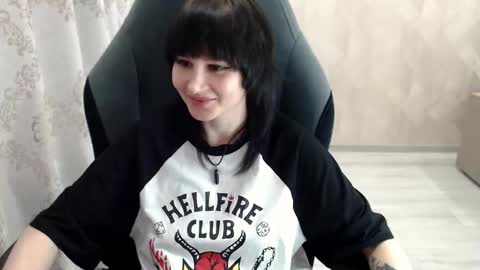 misty_dark online show from October 2025 10:04:01 AM