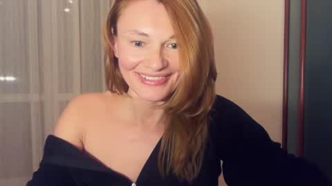 Snapshot of mistybarnes chatting on April 2026 06:10:01 PM MistyBarnes NONUDE MODEL online show from April 2026 06:10:01 PM