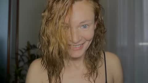 Snapshot of mistybarnes chatting on April 2026 03:32:01 PM MistyBarnes NONUDE MODEL online show from April 2026 03:32:01 PM