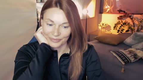 Snapshot of mistybarnes chatting on May 2026 04:26:02 PM MistyBarnes NONUDE MODEL online show from May 2026 04:26:02 PM