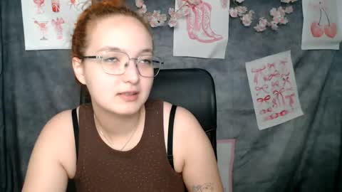 Snapshot of mistyrosee chatting on June 2026 11:08:02 AM Aria online show from June 2026 11:08:02 AM